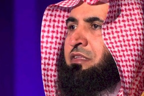 الغامدي: العباءة ليست من صميم تعاليم الإسلام