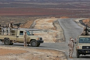 الجيش الأردنيّ يقتل خمسة مهربّي مخدرات في اشتباك على الحدود مع سورية