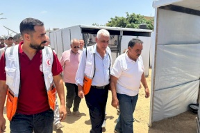جمعية الهلال الأحمر تفتتح مخيم "بسمة أمل" للأشخاص ذوي الاعاقة في دير البلح