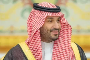 ولي العهد السعودي يتلقى اتصالاً من الرئيس الإيراني