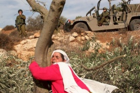  الشعب الفلسطيني في لبنان يحيي ذكرى يوم الارض