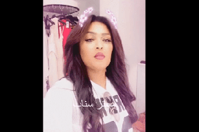 فيديو| رد فعل فنانة سعودية طلب لاعب كرة سلة أمريكي رقمها