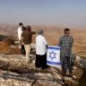 هآرتس: المتطرفون الإسرائيليون يحلمون باستيطان جنوب لبنان