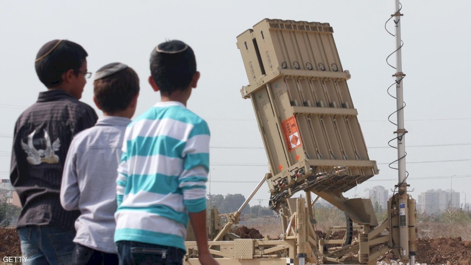 "إسرائيل" تعزز منظومة القبة الحديدة الدفاعية بمقلاع داوود
