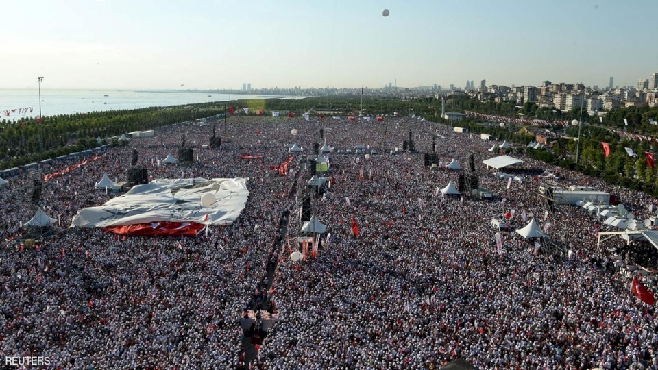 تركيا.. مسيرة مليونية "لهدم جدران" أردوغان