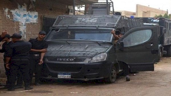 مأساة دموية.. "نصف" جنيه مصري تسبب في مقتل 14 شخصاً