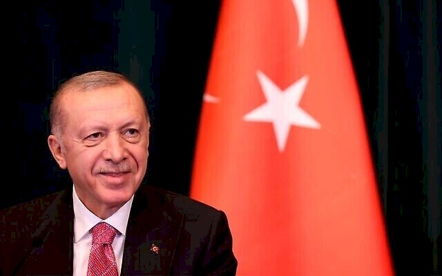 أردوغان: سنبدأ بضخ غاز البحر الأسود مطلع 2023