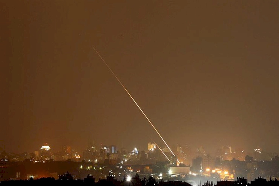 سقوط صاروخين أطلقا من غزة في أوفاكيم