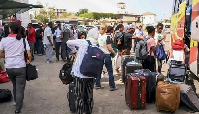 الخارجية: الانتهاء من عملية إجلاء الفلسطينيين من السودان بنجاح