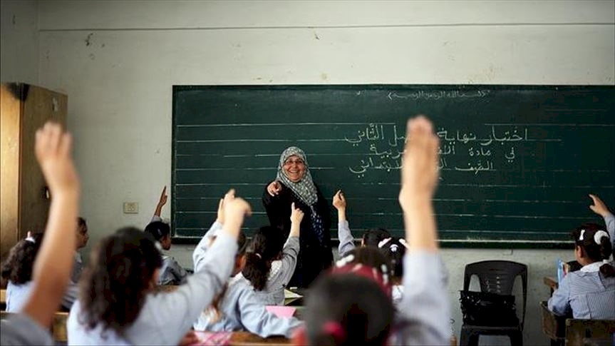 الإحصاء: معدلات الأمية في فلسطين من الأقل في العالم