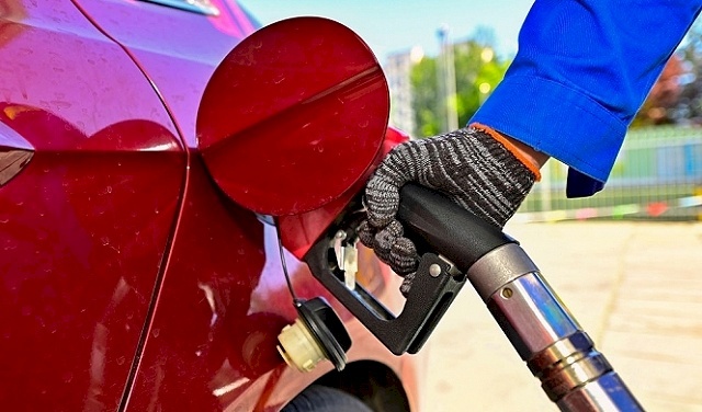 مؤشرات: أسعار الوقود قد تنخفض في إسرائيل بداية الشهر المقبل