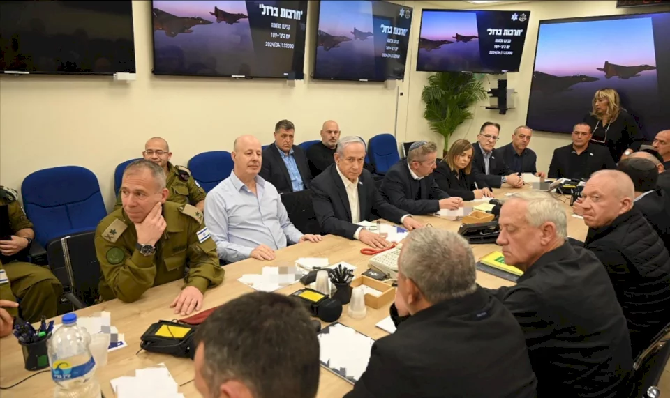 قناة عبرية تكشف عن موافقة مجلس الحرب على تشكيل هيئات محلية لإدارة مناطق شمال القطاع