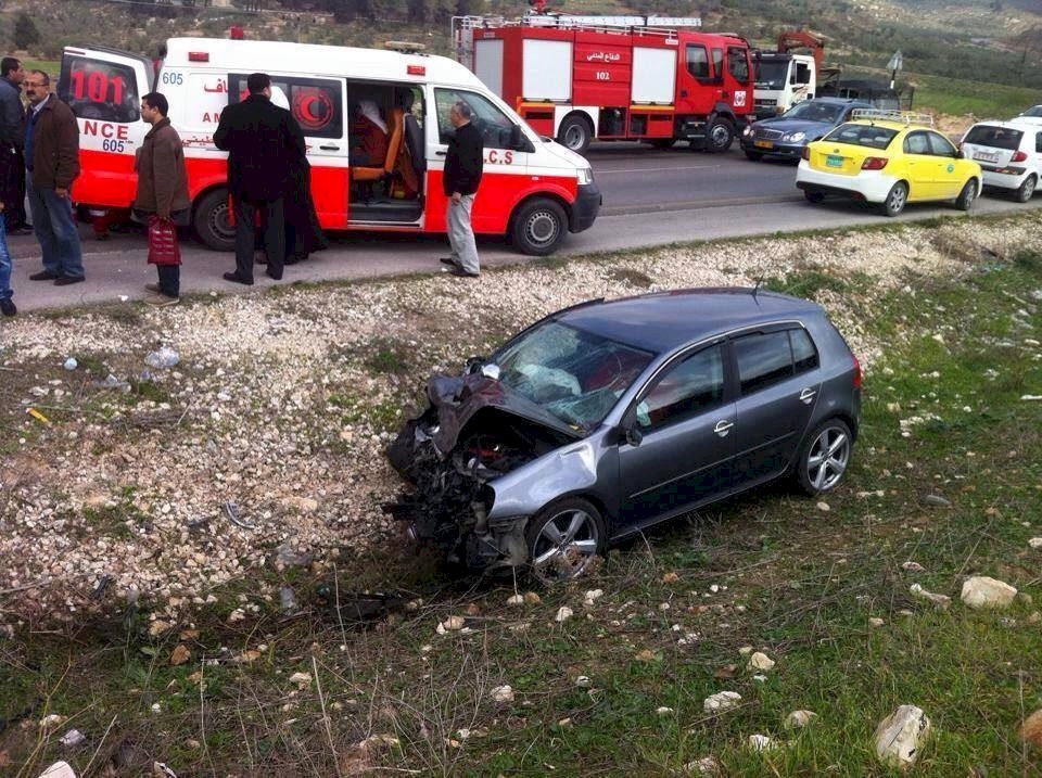 مصرع شاب واصابة 10 اخرين بحادث غرب القدس