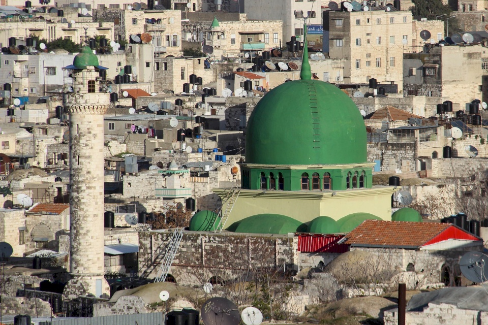 نابلس: أداء صلاة الجمعة في ميدان الشهداء تضامنا مع الأسرى