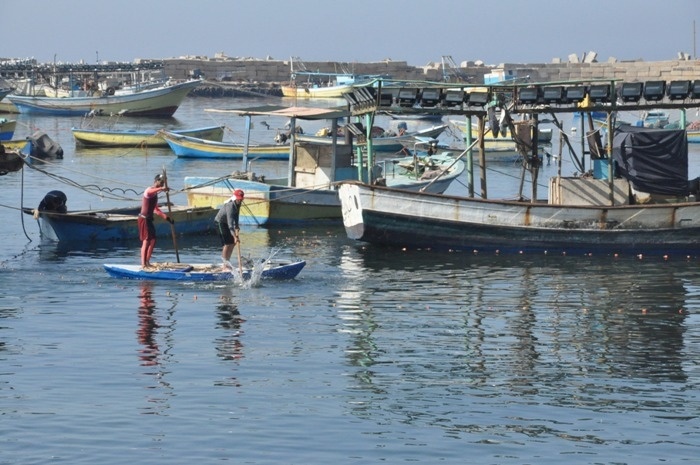 استهداف قوارب الصيادين في بحر  غزة