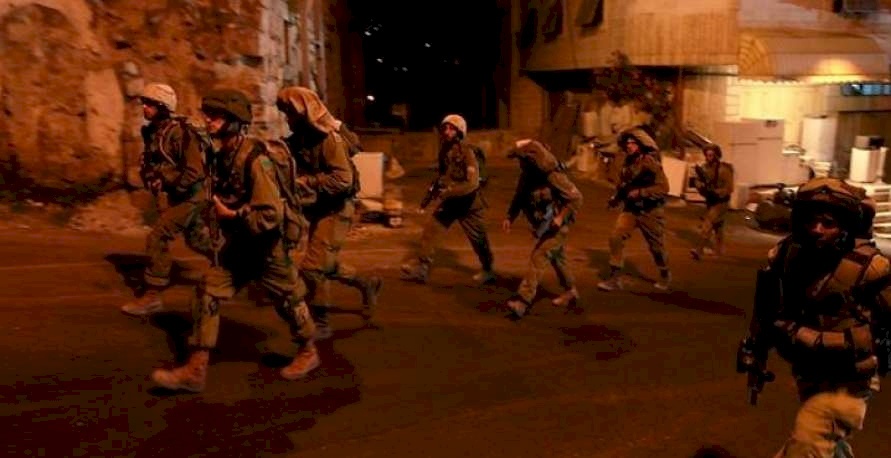 قوات الاحتلال تقتحم أجزاء من مدينة الخليل