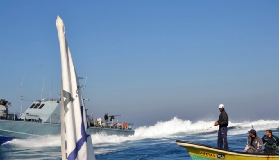 بحرية الاحتلال تطلق النار على الصيادين قبالة بحر غزة